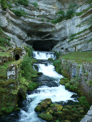 France Water Source